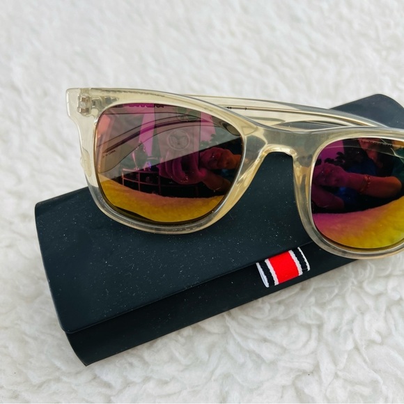Carrera 6000 CRA VQ Clear Yellow Unisex Sunglasses w/ case main image 7